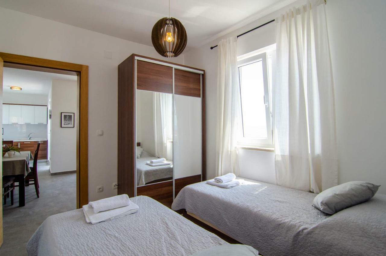 Apartments Sara 3 Bol Extérieur photo