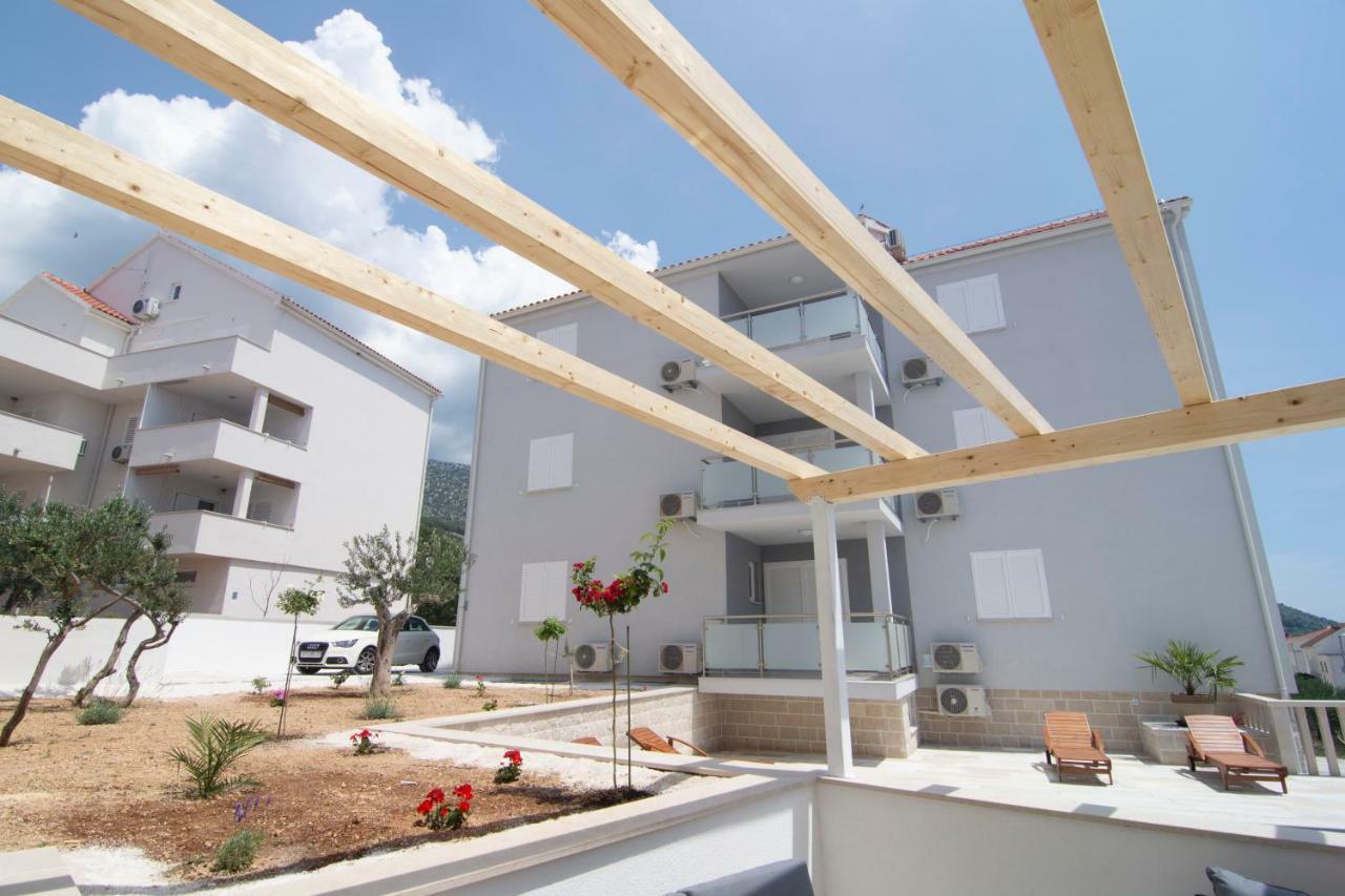 Apartments Sara 3 Bol Extérieur photo